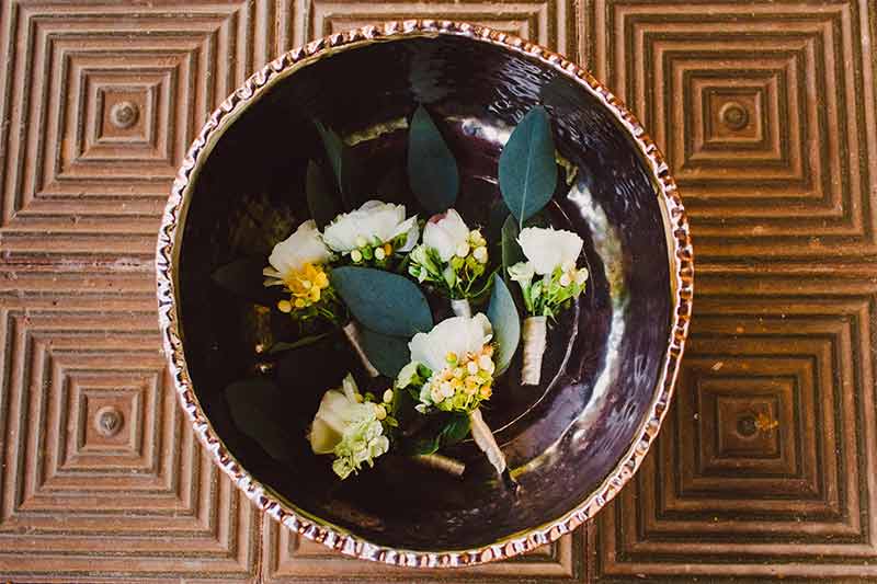detalles en amarillo para boda