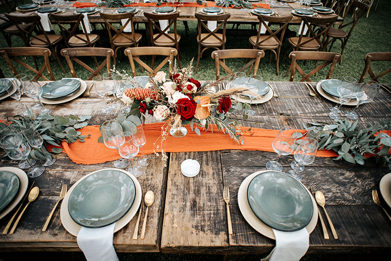 tableware en naranja para boda