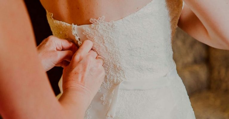 Be healthy on your big day and don’t forget about your skincare routine.