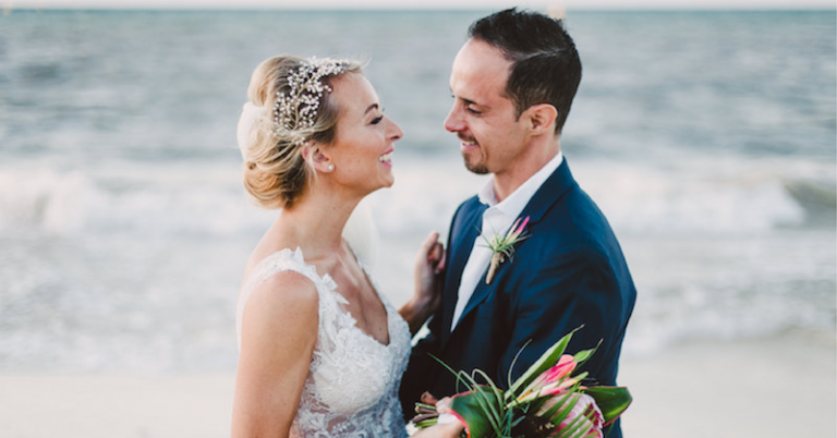 Real Wedding at Cozumel Island 🚣 Camille & Kris