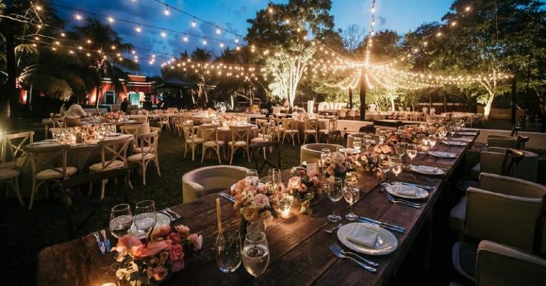 ✅Tropical style? Live a perfect wedding in Cancun with the ideal furniture 🌴