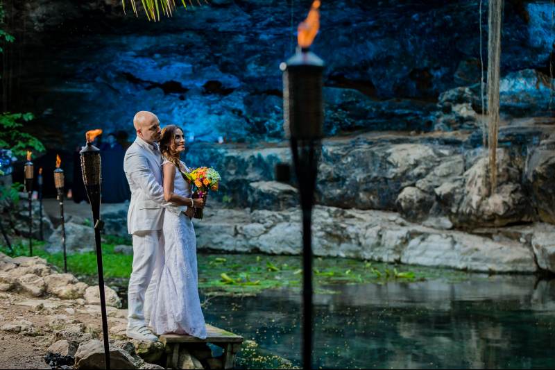 wedding in cenote