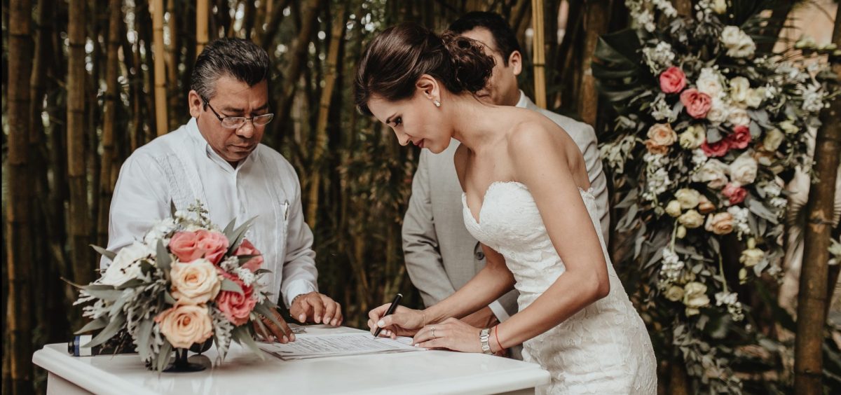 Legal wedding requirements in Merida