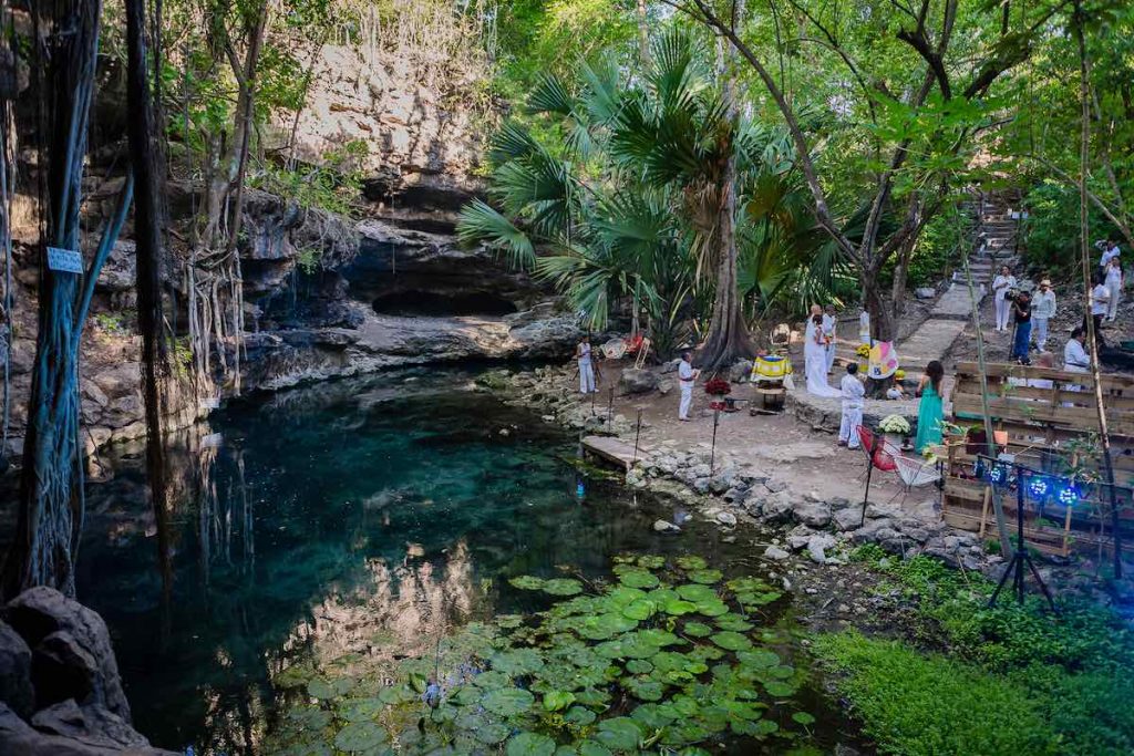 Boda en cenote en Yucatán