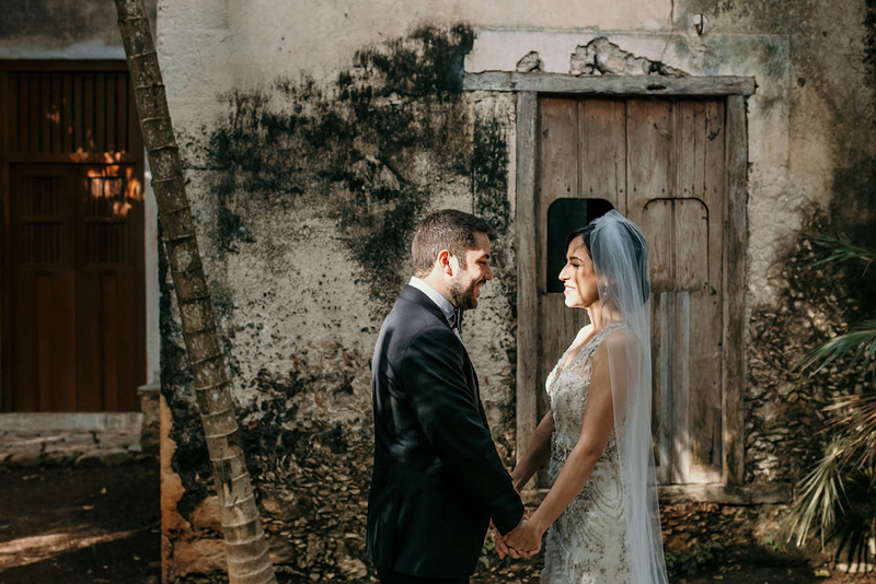 Novia y novio en Yucatán