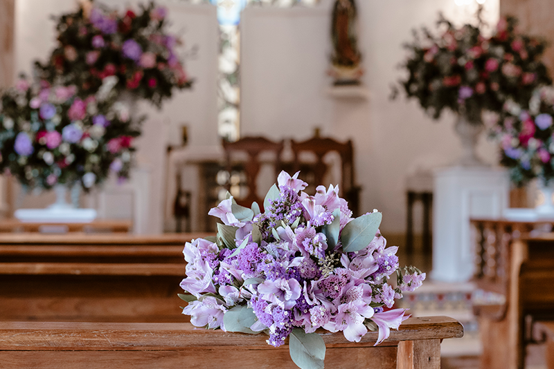 small chapel wedding 