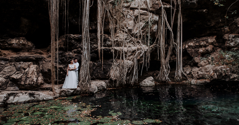 Destination Wedding at cenote X’batun 🐚 Ale y Carlos