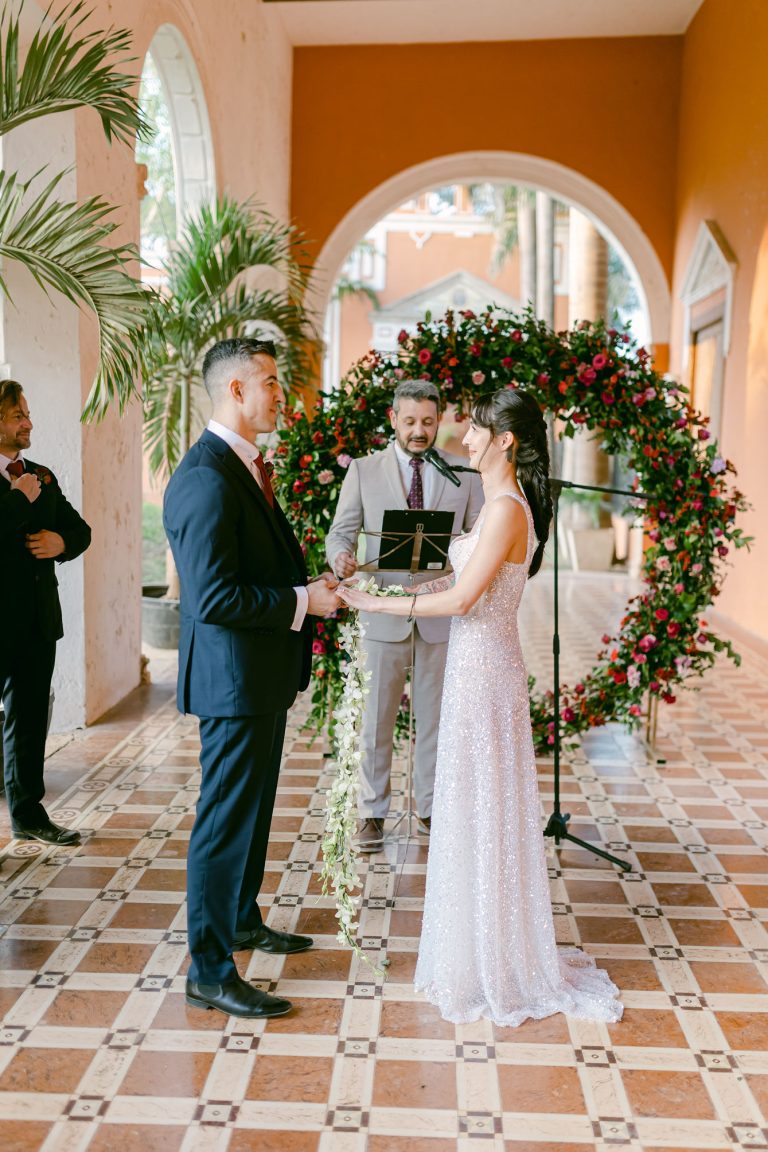 indoor wedding arch 