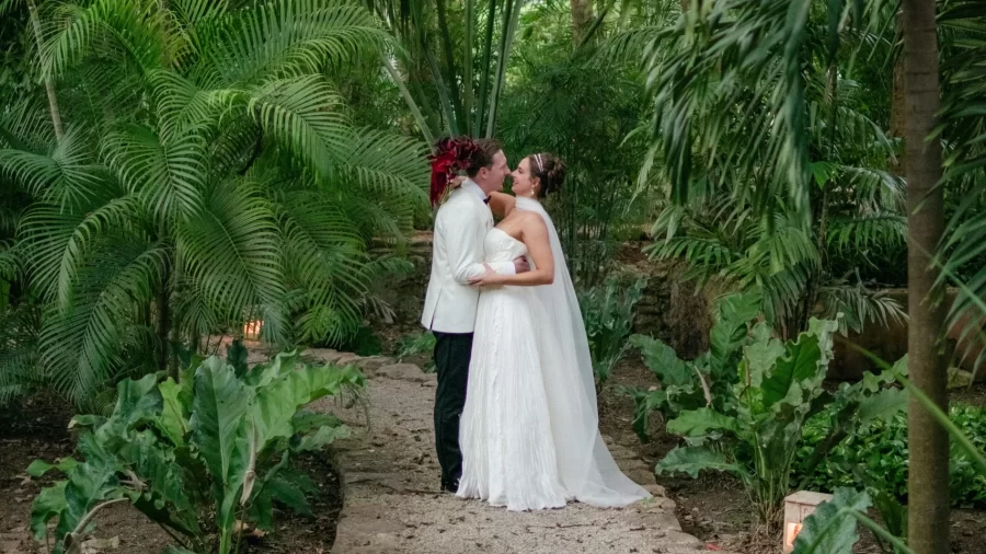 burgundy wedding